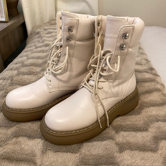 EUC Nasty Gal Boots - Picture 2 of 4